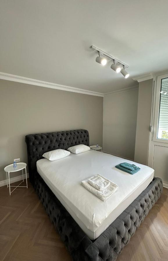 The Alchemist Luxury Apartment Скопье Экстерьер фото